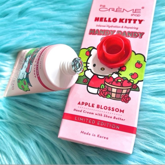 ⭐️ Crème Shop X Sanrio Apple Blossom Hello Kitty Limited Edition Hand Cream - Picture 2 of 6
